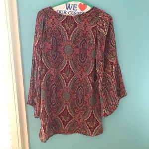 Cute Dress with Flared Sleeves